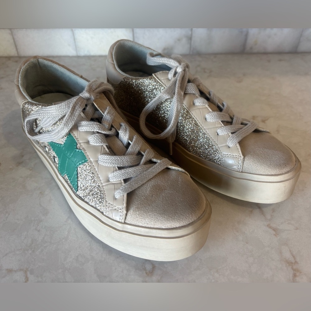 Vici Platform Sneaker